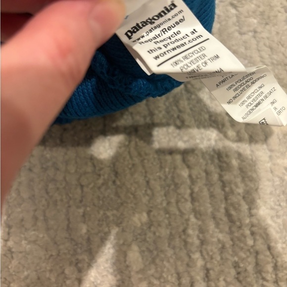 NWOT Patagonia Men's Powder Town Beanie - Picture 5 of 9